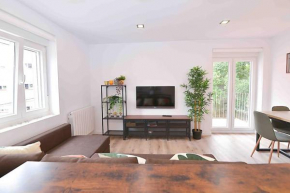 Sant Jon Apartment by Just Room
